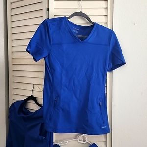 JAANUU,  2 SMALL SKINNY HIGH RISE PANTS AND 1 BLUE TOP STRETCHY.  1 BRAND NEW